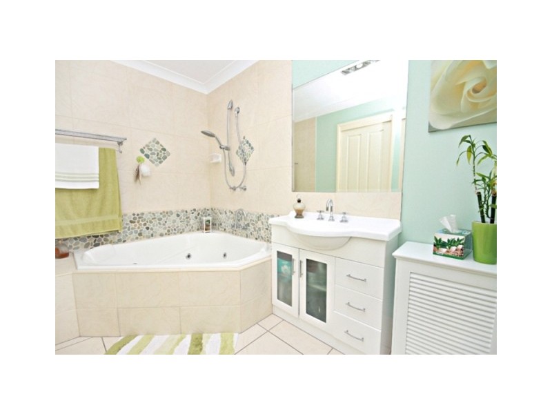 47 Yorlambu Parade, Maroochydore QLD 4558