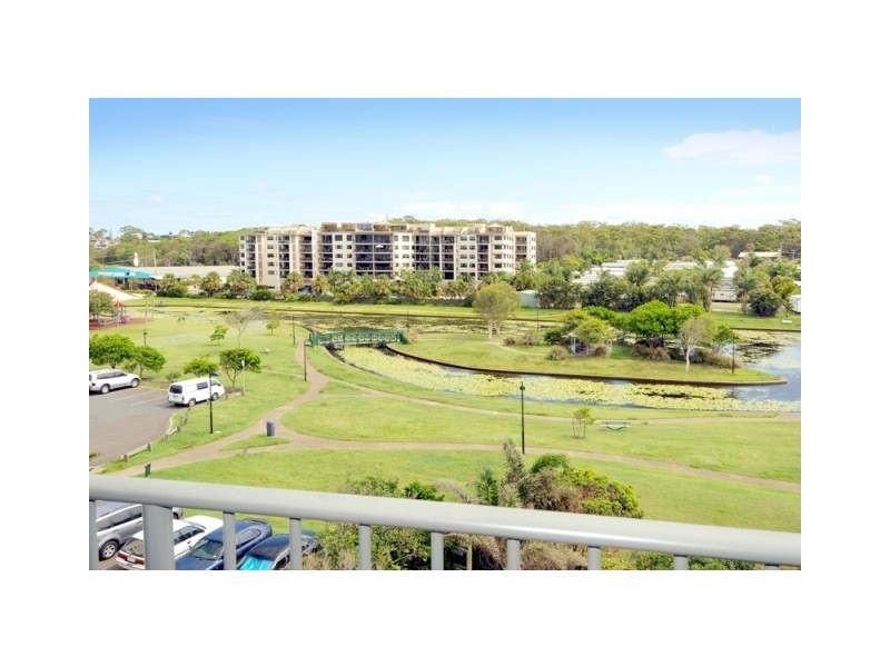 Unit 401 122 Alexandra Parade, Alexandra Headland QLD 4572