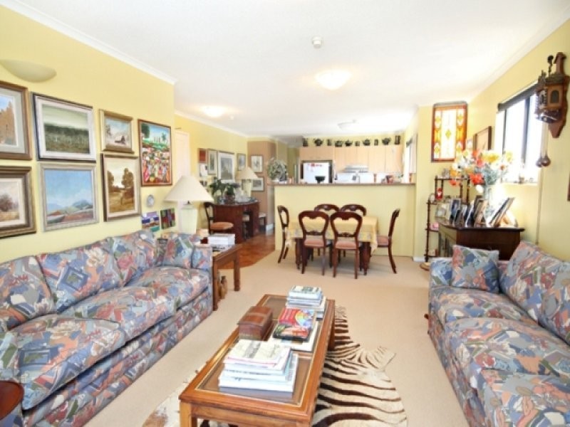 Unit 10 Alexandra Pde, Alexandra Headland QLD 4572