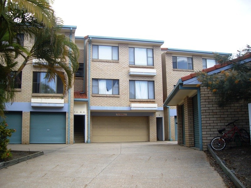 8/15 Woomba Place, Mooloolaba QLD 4557