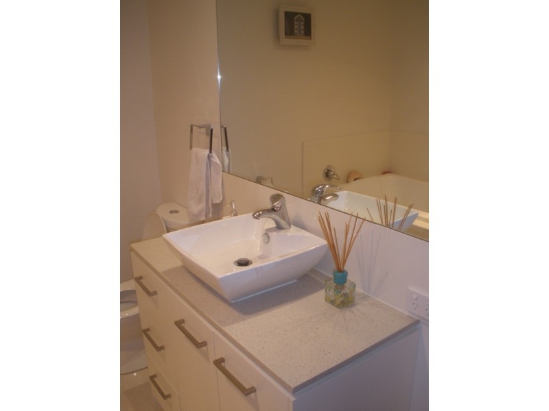 73 Okinja Road, Alexandra Headland QLD 4572