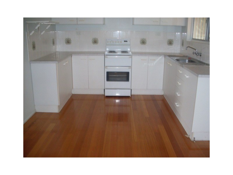 33 Palm Drive, Mooloolaba QLD 4557