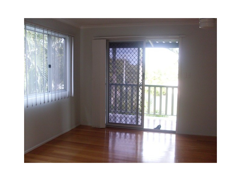 33 Palm Drive, Mooloolaba QLD 4557
