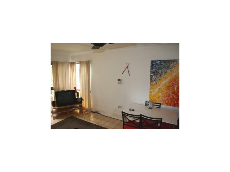 2/3 ‘Rossmore’ Benalla Street, Warana QLD 4575