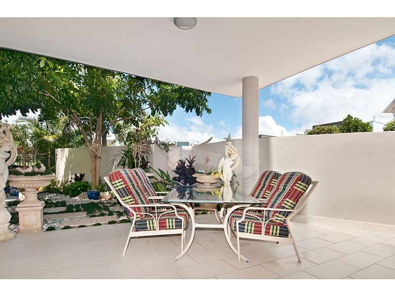 13/20 Anchorage Circuit,, Twin Waters QLD 4564