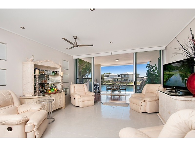 13/20 Anchorage Circuit,, Twin Waters QLD 4564