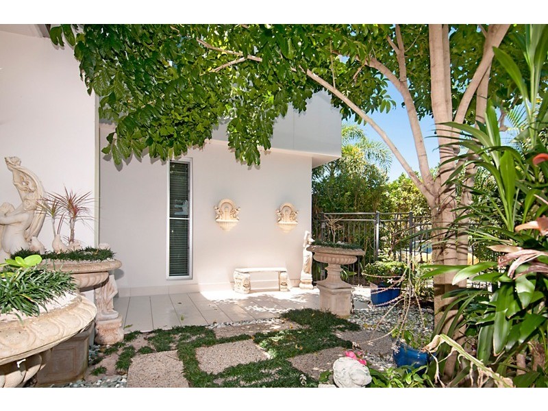 13/20 Anchorage Circuit,, Twin Waters QLD 4564