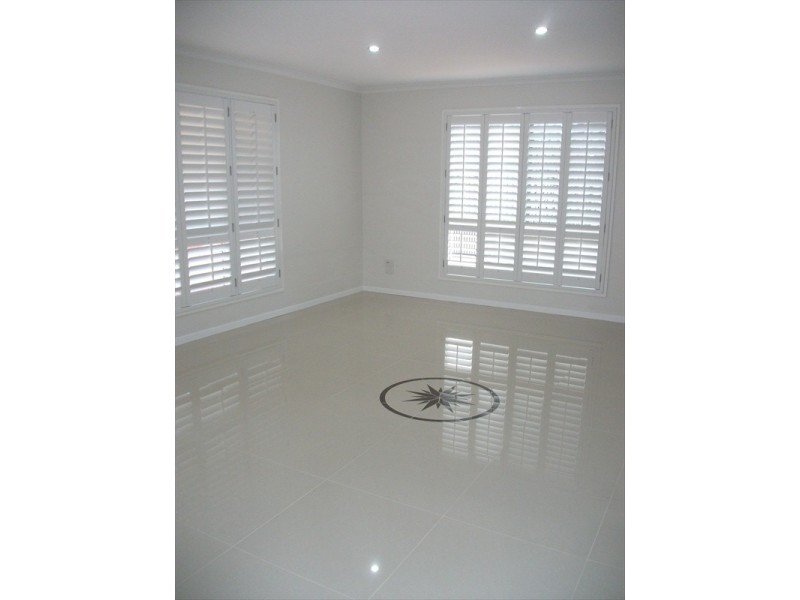 1/5 Mirrool Street, Warana QLD 4575