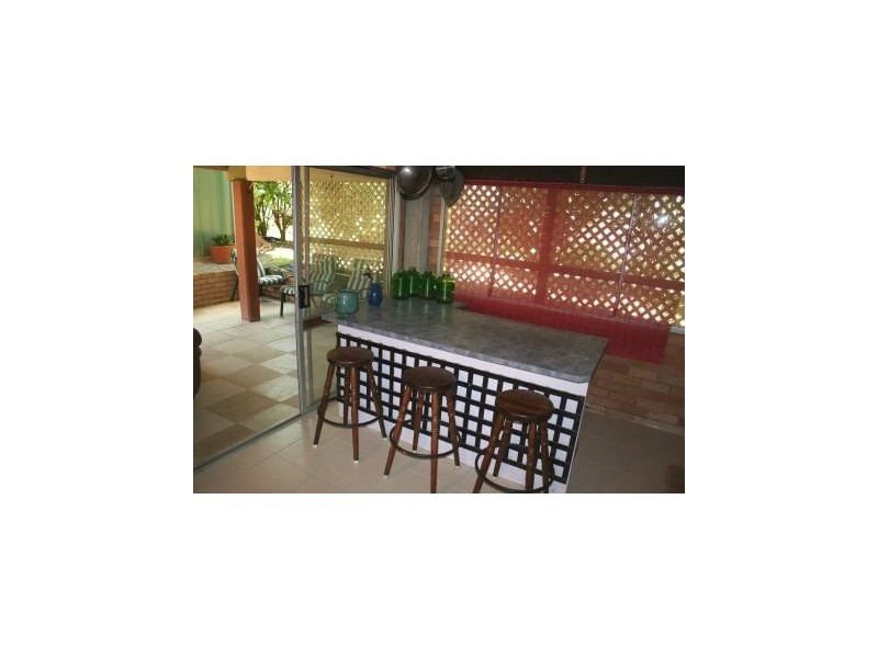 3 Warung Ave, Maroochydore QLD 4558