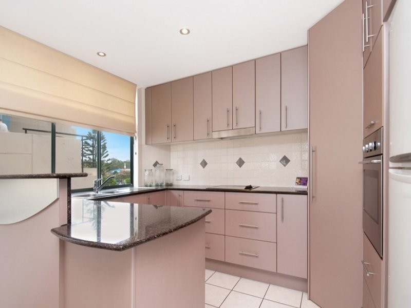 Unit 201/Meridian 122 Alexandra Parade, Alexandra Headland QLD 4572