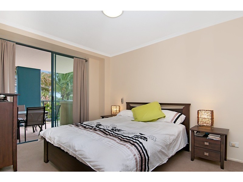 301 / 98 Alexandra Parade, Alexandra Headland QLD 4572
