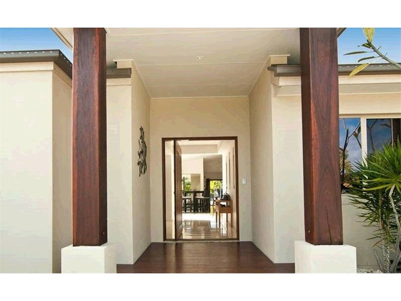 102 Maroochy Waters Drive, Maroochydore QLD 4558
