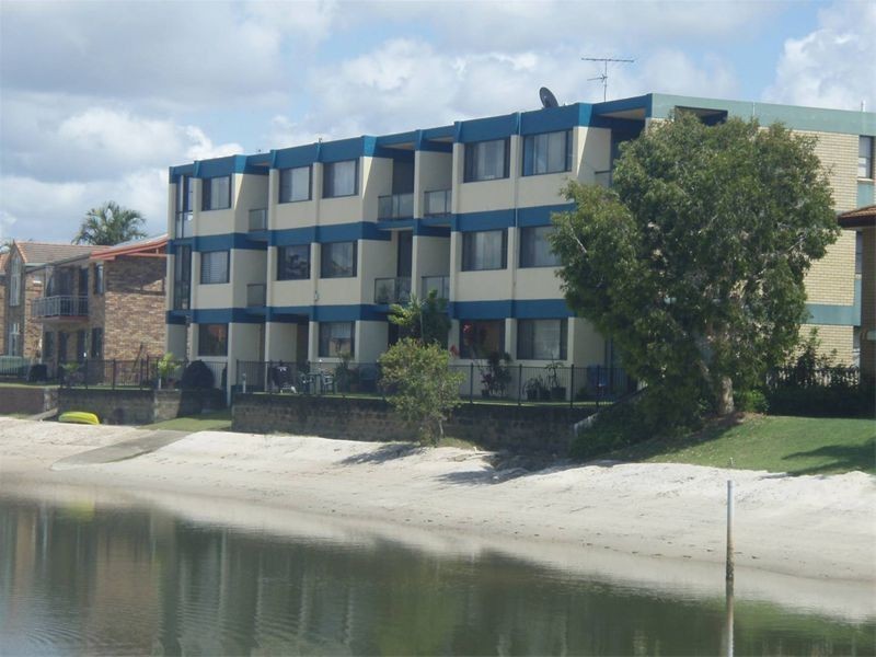10 / 11-13 Pangarinda Place, Mooloolaba QLD 4557