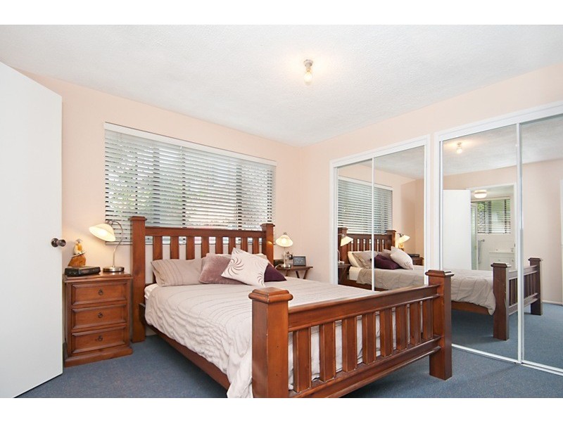 2 / 88 Amarina Avenue, Mooloolaba QLD 4557