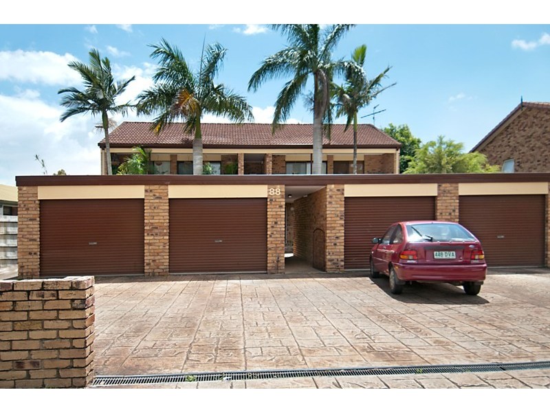 2 / 88 Amarina Avenue, Mooloolaba QLD 4557