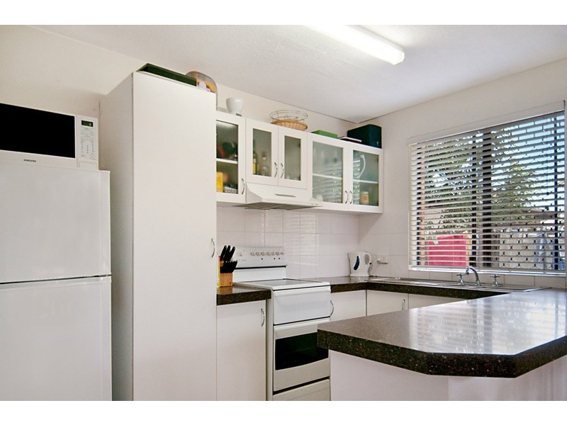 2 / 88 Amarina Avenue, Mooloolaba QLD 4557