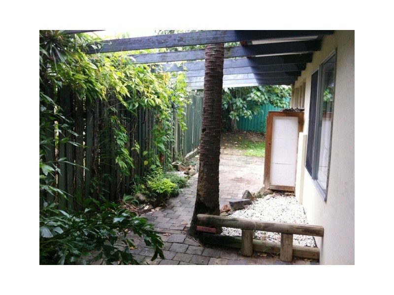 51 Palm Drive, Mooloolaba QLD 4557