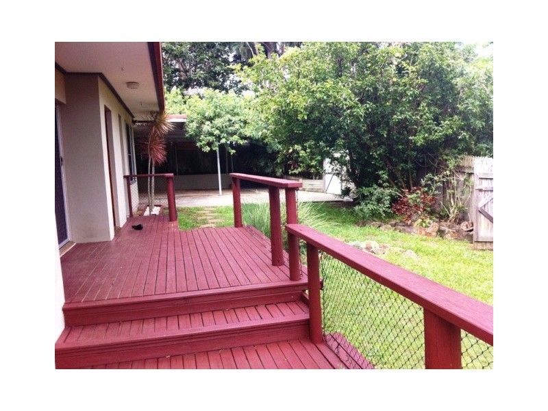 51 Palm Drive, Mooloolaba QLD 4557
