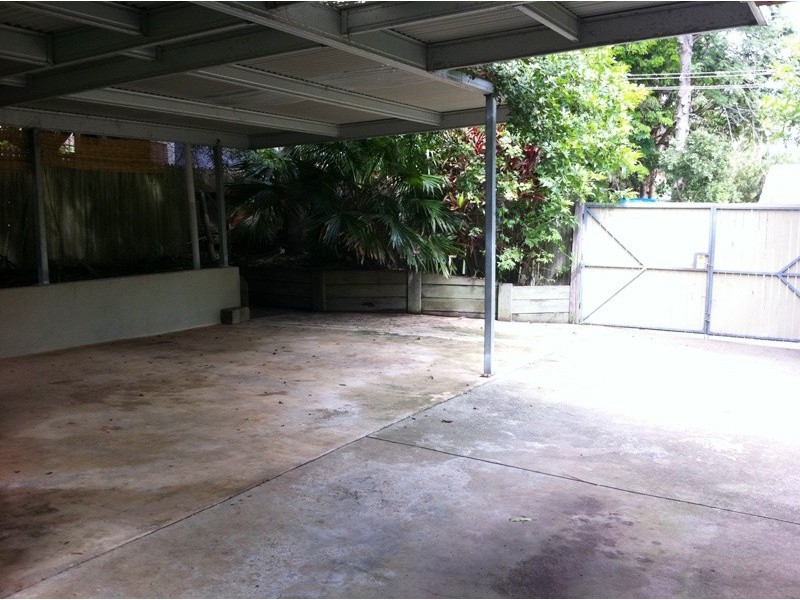 51 Palm Drive, Mooloolaba QLD 4557