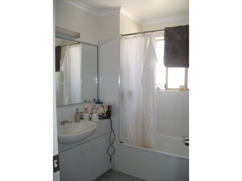 12/2 Camfield Street, Alexandra Headland QLD 4572