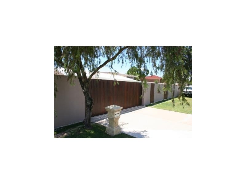 53 Buna Street, Maroochydore QLD 4558