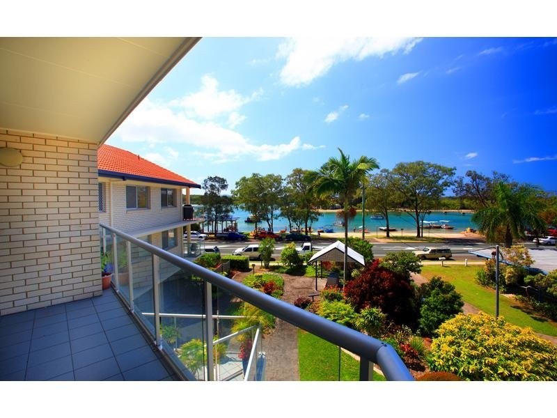 9/71 Bradman Avenue, Maroochydore QLD 4558