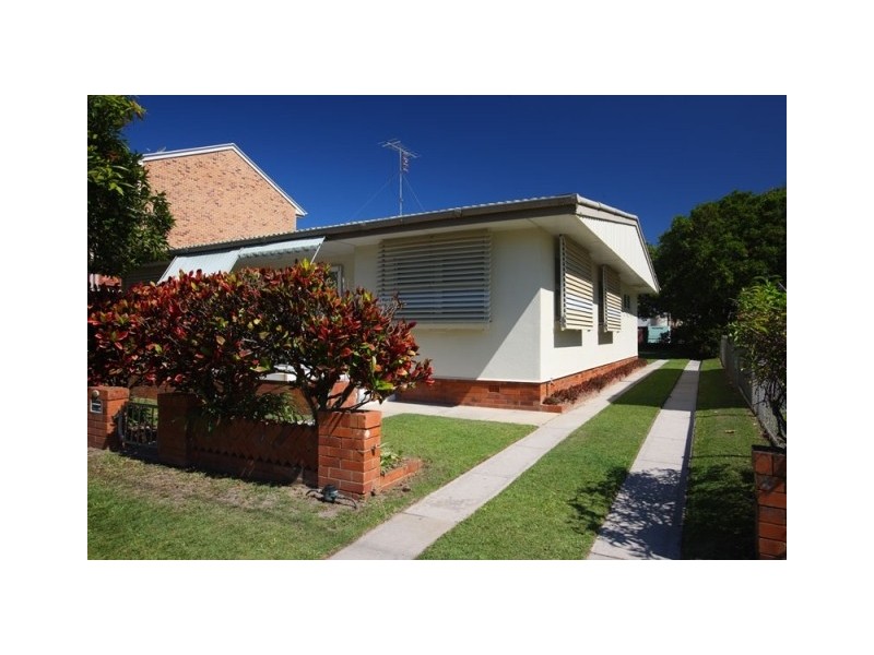 43 Memorial Avenue, Cotton Tree QLD 4558