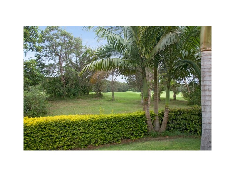 8 Pampling Place, Twin Waters QLD 4564