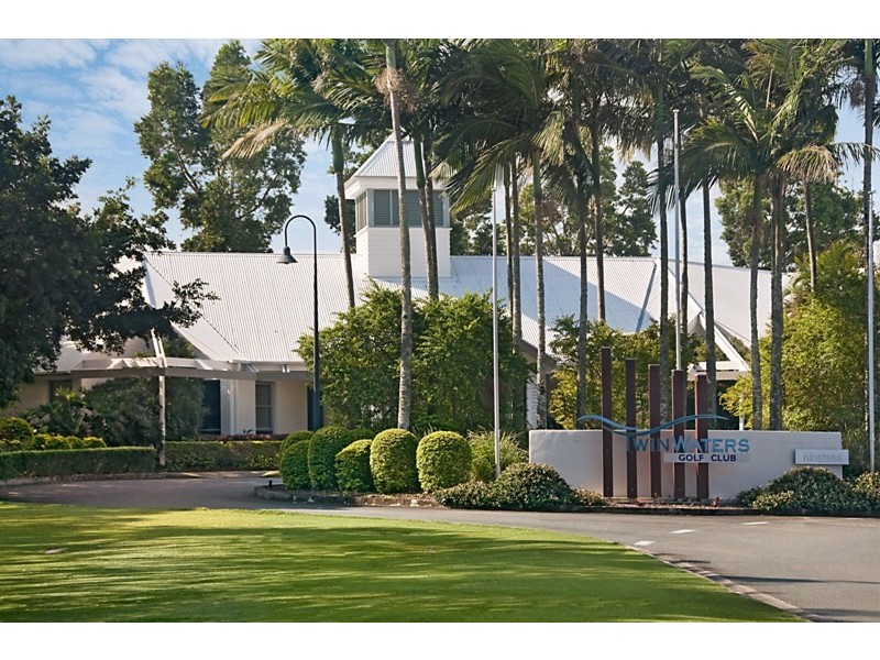 8 Pampling Place, Twin Waters QLD 4564