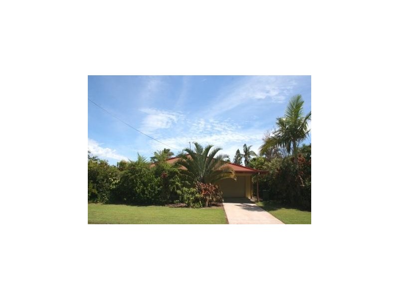 16 Undara Ave, Buddina QLD 4575