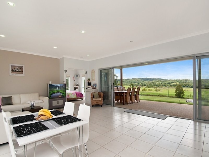 220 Diddillibah Road, Woombye QLD 4559