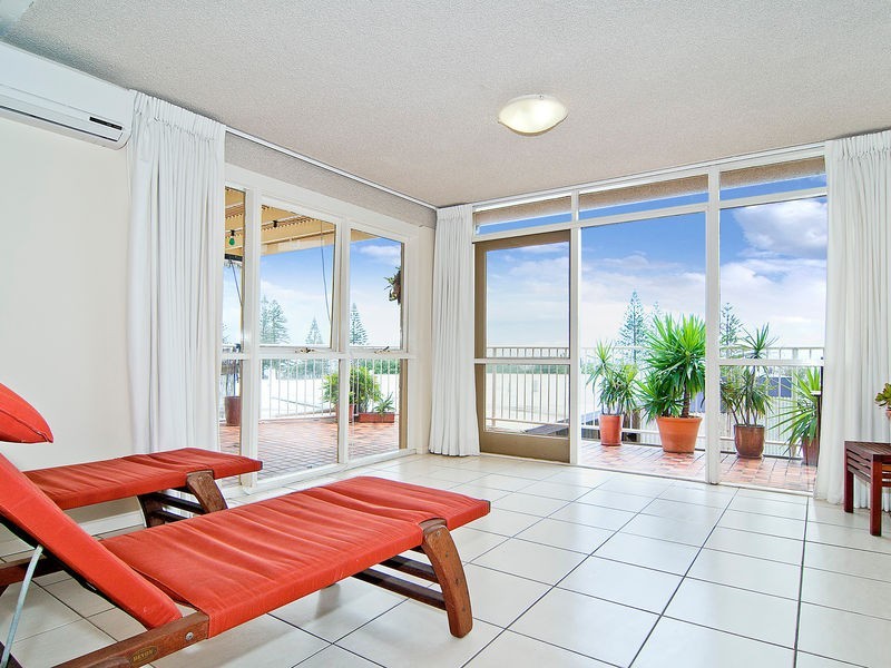 Unit 26 Northpoint, Pacific Terrace, Alexandra Headland QLD 4572