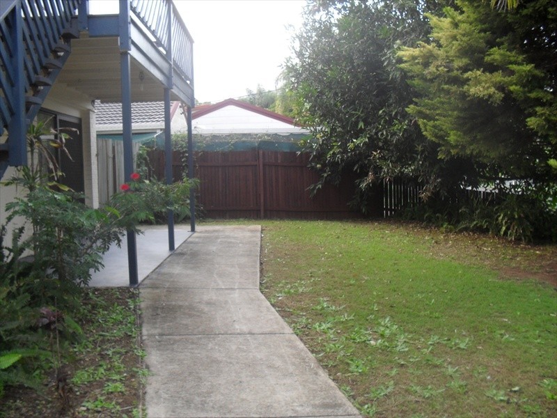 21 Palm Drive, Mooloolaba QLD 4557