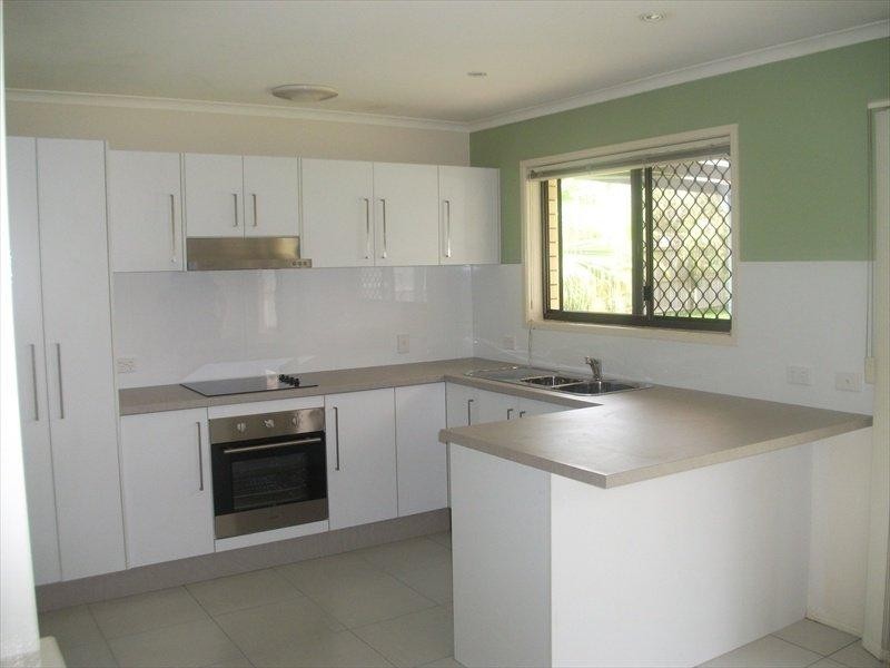 19 Balyarta Crescent, Mooloolaba QLD 4557