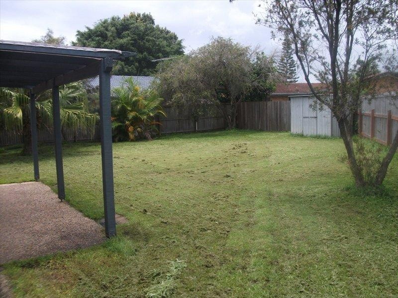 19 Balyarta Crescent, Mooloolaba QLD 4557