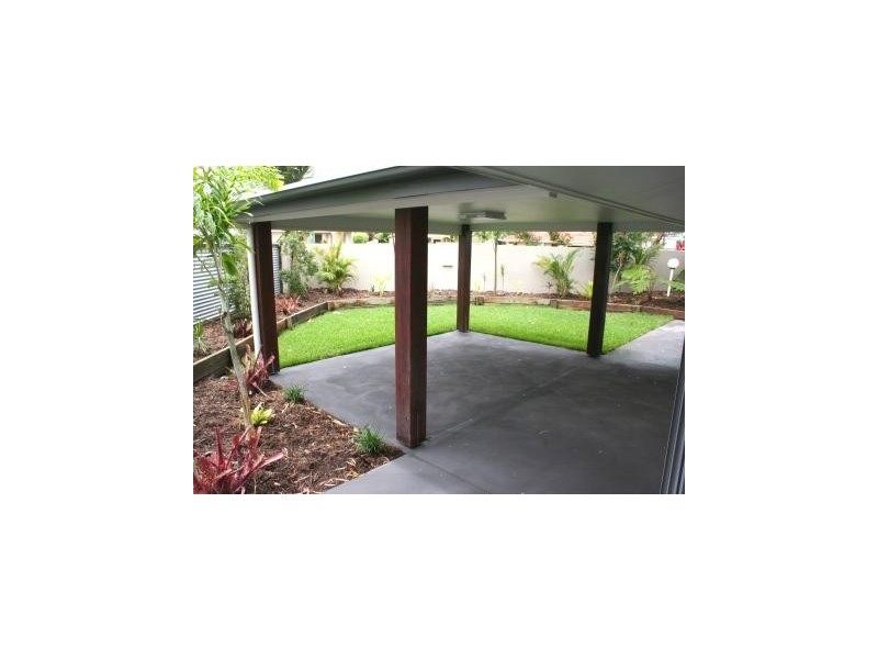 7 Allunga Court, Mooloolaba QLD 4557