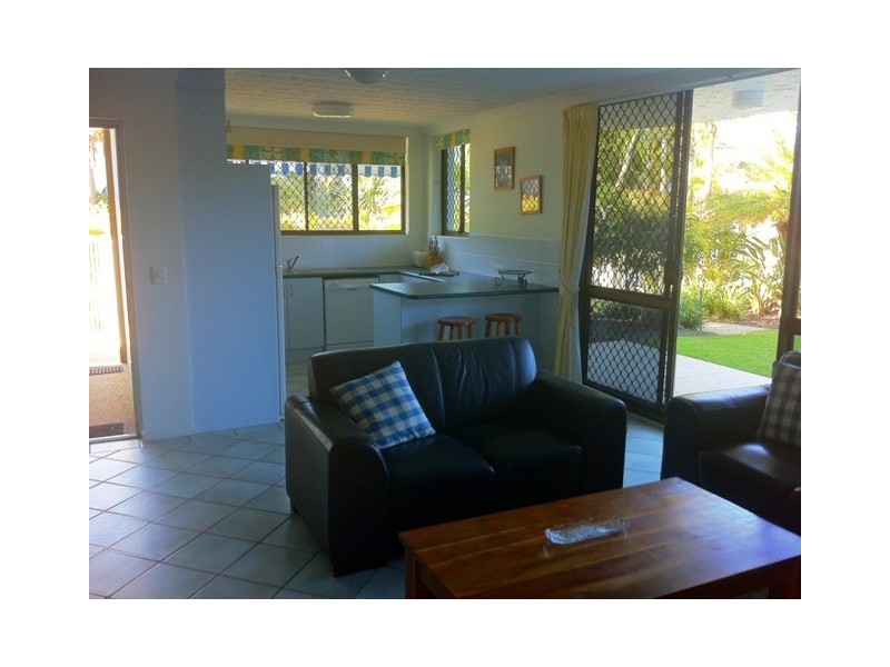 1/274 Alexandra Parade, Alexandra Headland QLD 4572