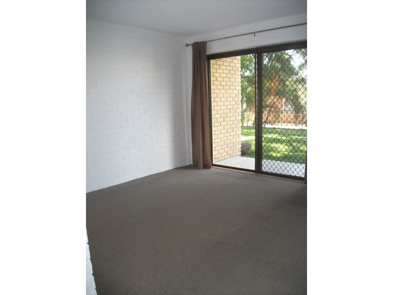 2/87 Buderim Avenue, Mooloolaba QLD 4557