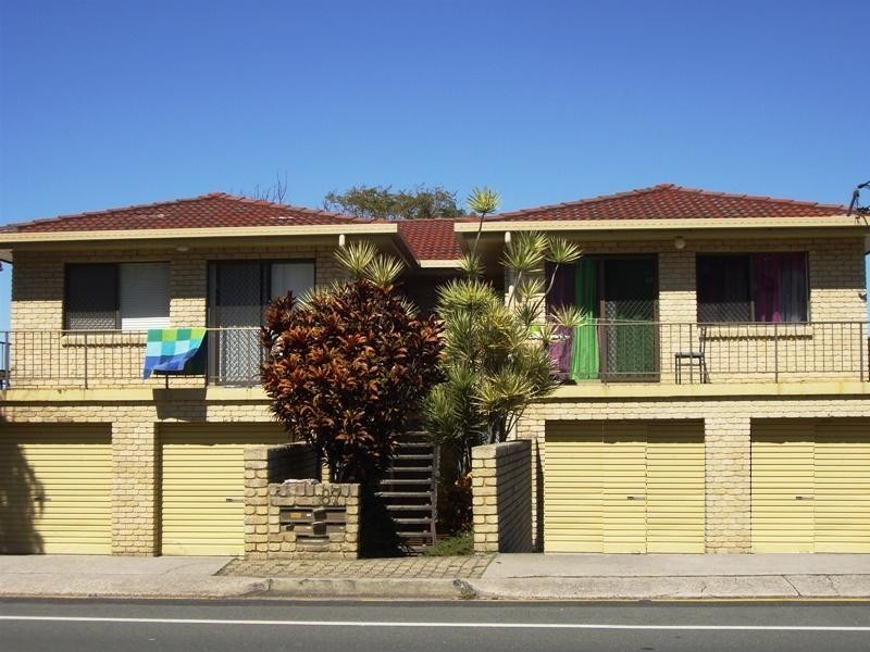 2/87 Buderim Avenue, Mooloolaba QLD 4557