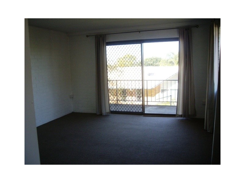 2/87 Buderim Avenue, Mooloolaba QLD 4557