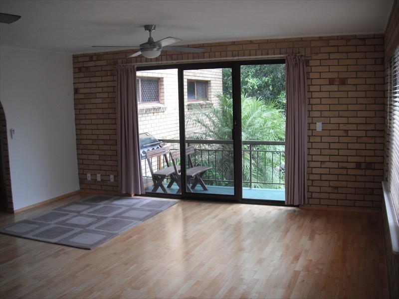 2/36 Toorumbee Drive, Mooloolaba QLD 4557