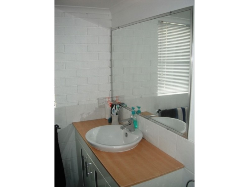 2/36 Toorumbee Drive, Mooloolaba QLD 4557