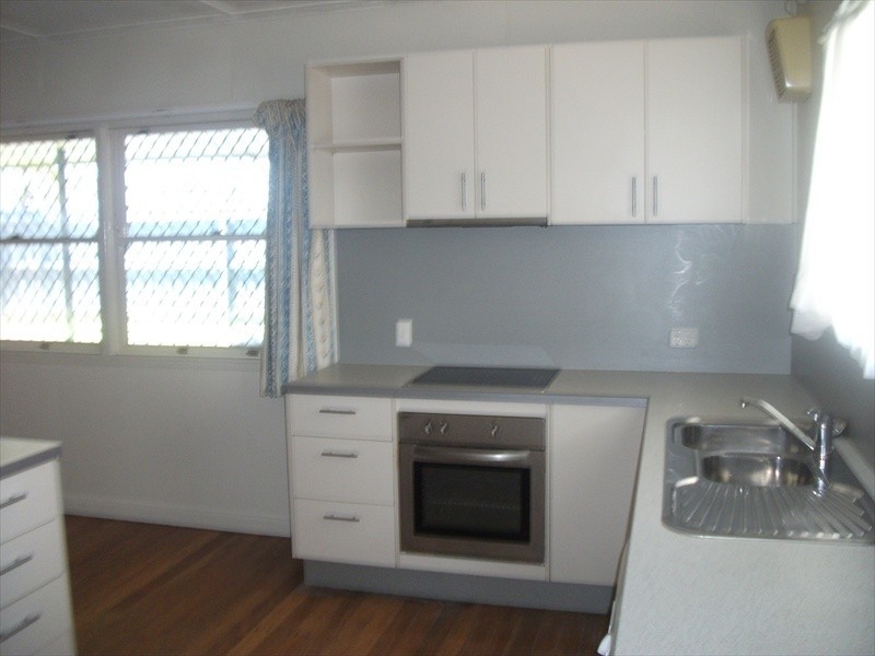 28 Canberra Terrace, Caloundra QLD 4551