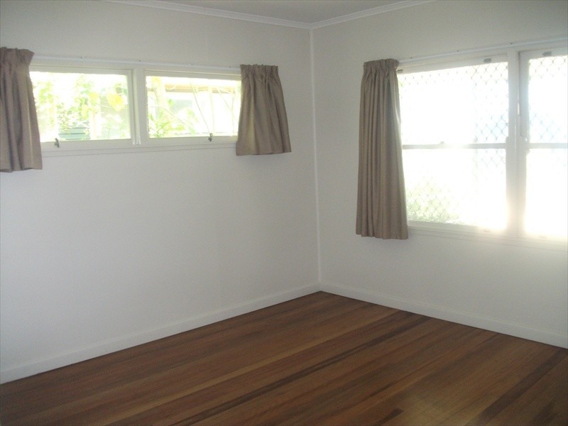 28 Canberra Terrace, Caloundra QLD 4551