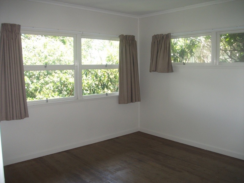 28 Canberra Terrace, Caloundra QLD 4551