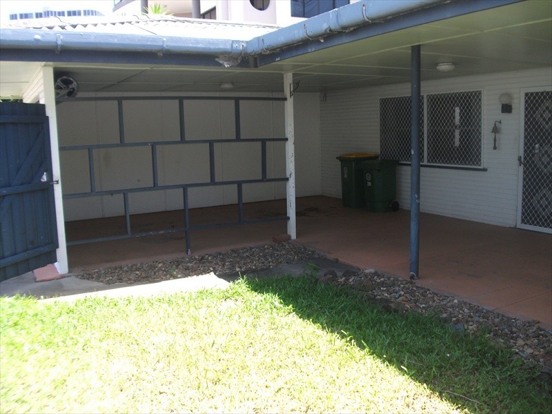 28 Canberra Terrace, Caloundra QLD 4551