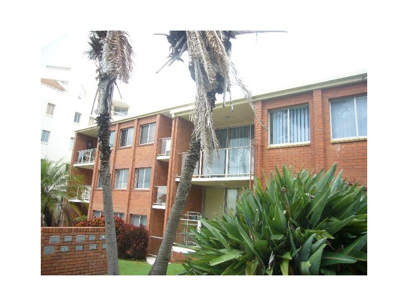 2/15 Buderim Avenue, Mooloolaba QLD 4557