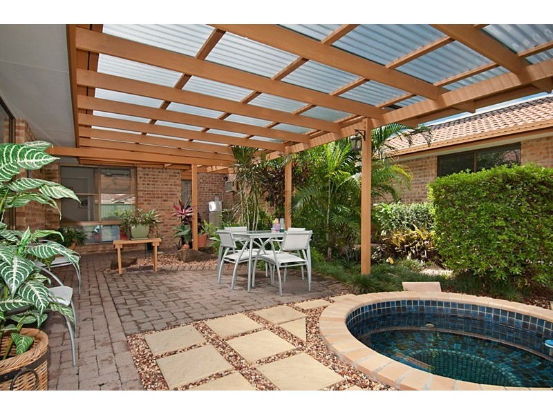 94 Karawatha Drive, Mountain Creek QLD 4557