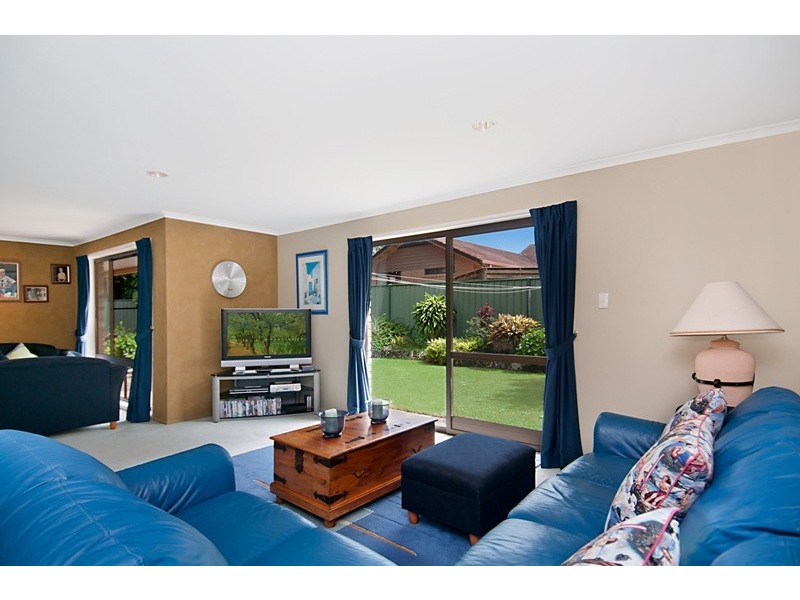 94 Karawatha Drive, Mountain Creek QLD 4557