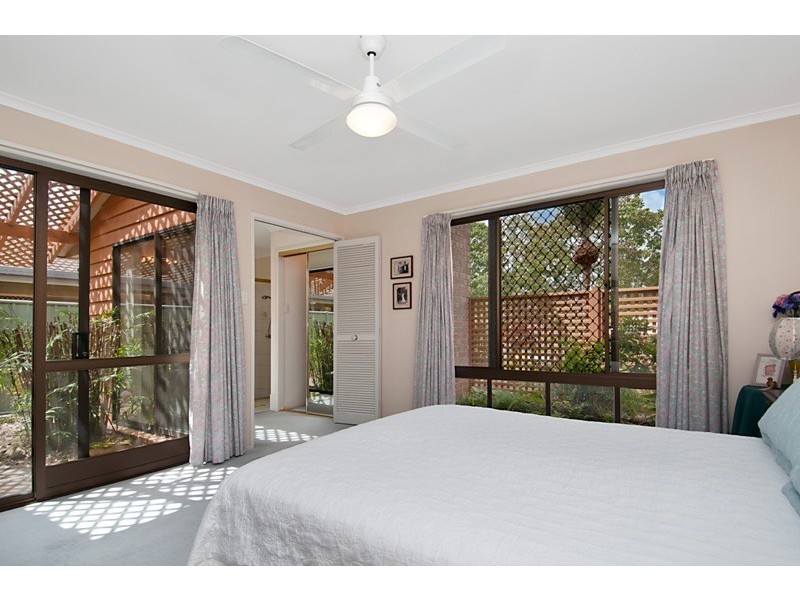 94 Karawatha Drive, Mountain Creek QLD 4557